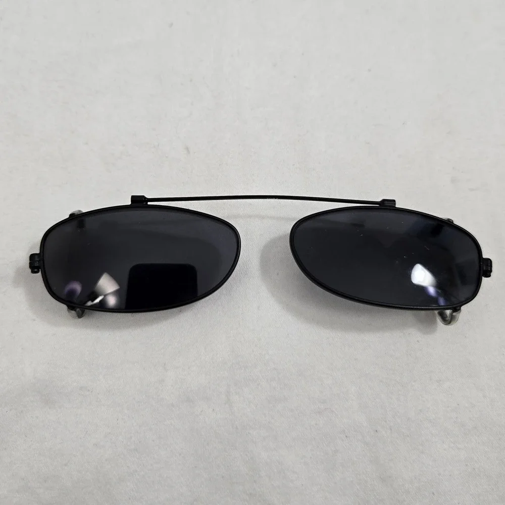OGI‎ Clip On Sunglasses Eyeglasses Accessory Black Oval Lenses Polarized
